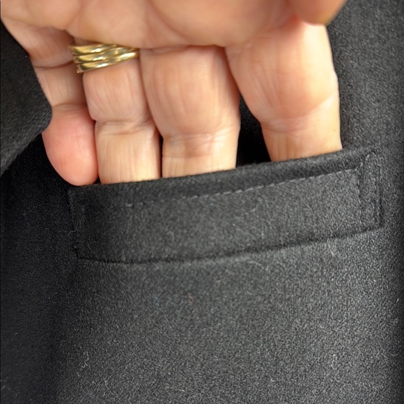 PENDLETON Tailored Suit-Blazer and Straight Skirt. Pure Virgin Wool - Picture 8 of 14